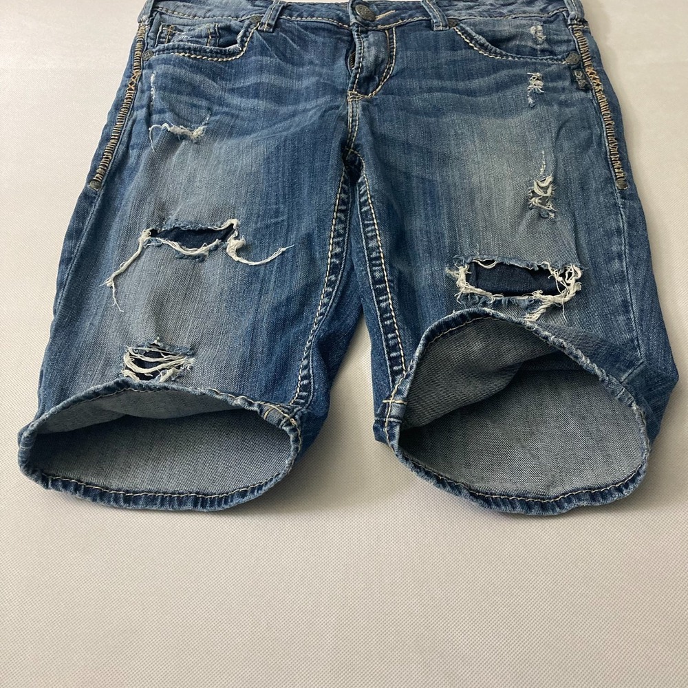 Silver Jeans Co. Aiko Mid Bermuda Distressed Denim Shorts Embellished Y2K W30 - Picture 4 of 11